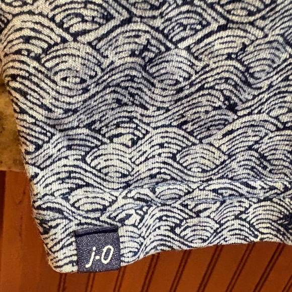 Johnnie-O men’s “Hangin’‎ Out” polo. Sharp Navy and White Casual Shirt. Medium - Picture 2 of 6